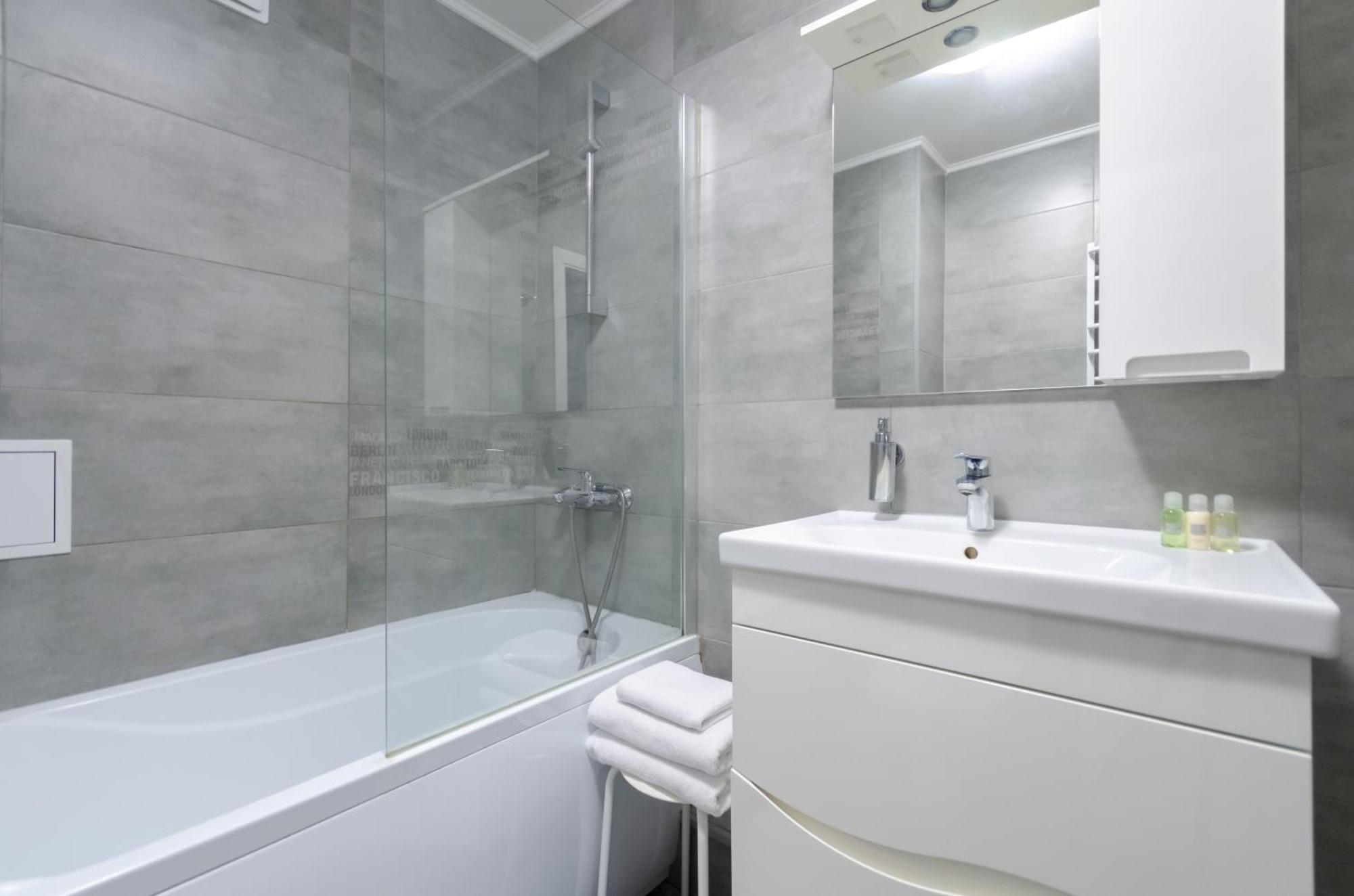 Petrovdom Apartments 199A-199B In Rc Kvartet, 16Г Vasyl Lypkivskyi Street Київ Екстер'єр фото